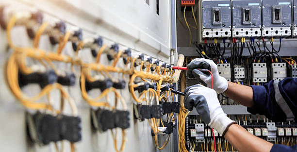 Professional Electrician technician working in Wickes, AR